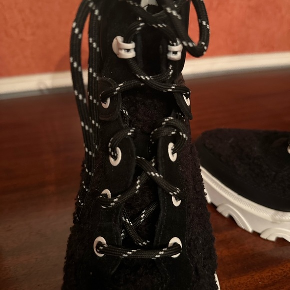 Sorel Women's Brex Heel Cozy Lace Boot - Picture 8 of 11